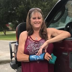 Meet your Posher, Eva